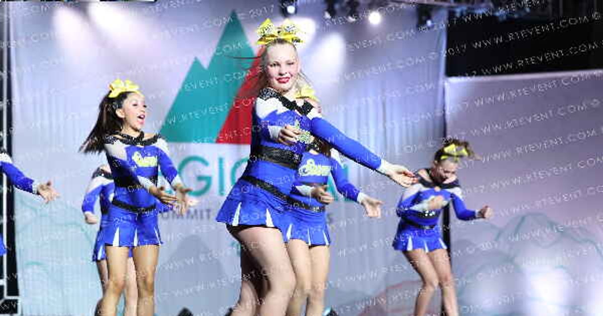 Cheer Central Suns Dazzle · The West Regional Summit
