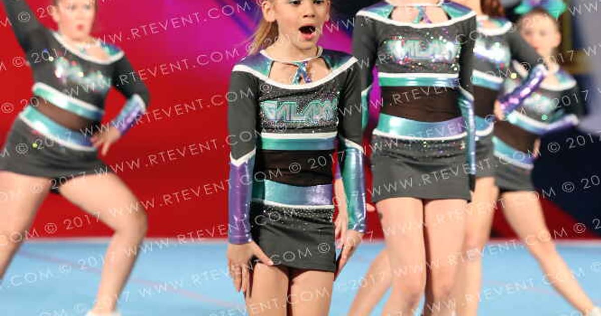 Galaxy Cheer Luminous · The SHOWCASE