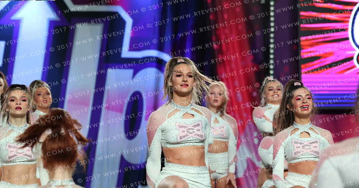 East Celebrity Elite Bombshells · Grand Nationals