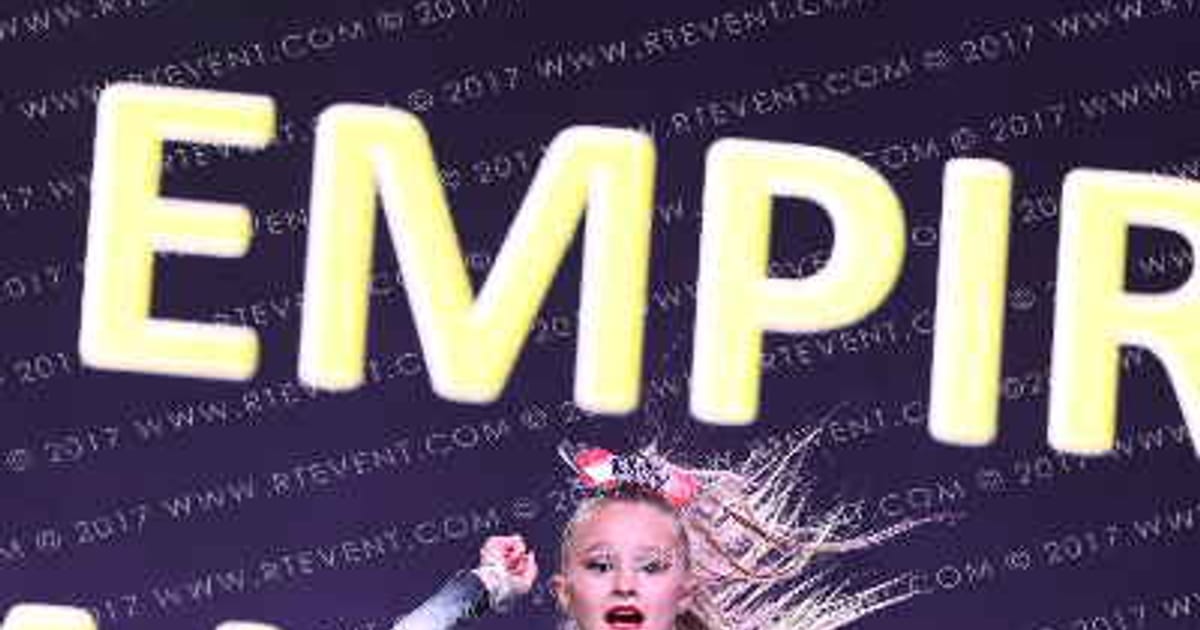 Empire All Star Cheerleading Royal Phoenix · Mohegan Sun
