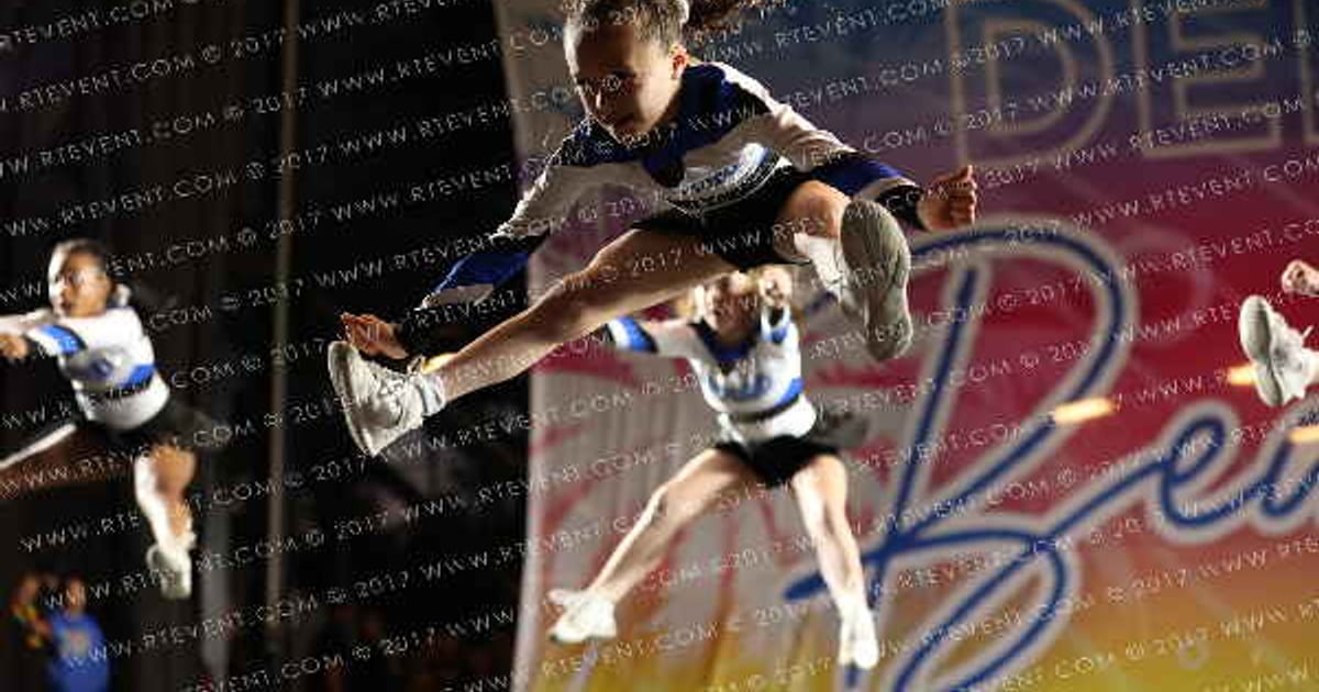 Oxford Cheer Bullsharks · Beach Nationals