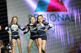 Wolfpack Glitz