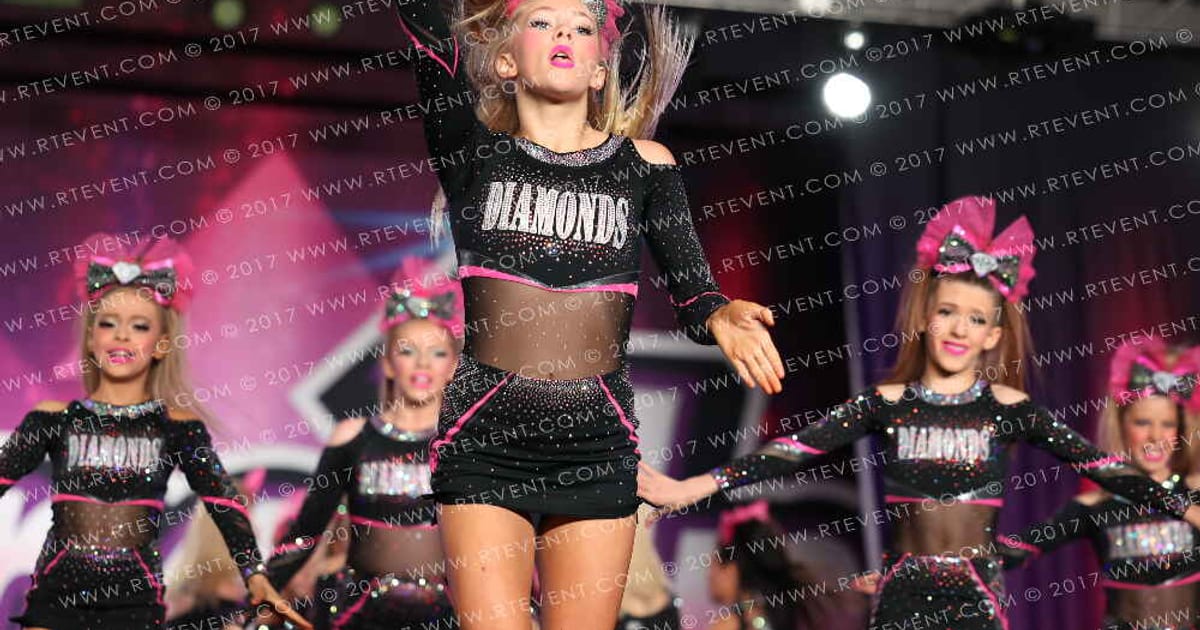 Diamonds All Stars Glitter Girls · Grand Nationals