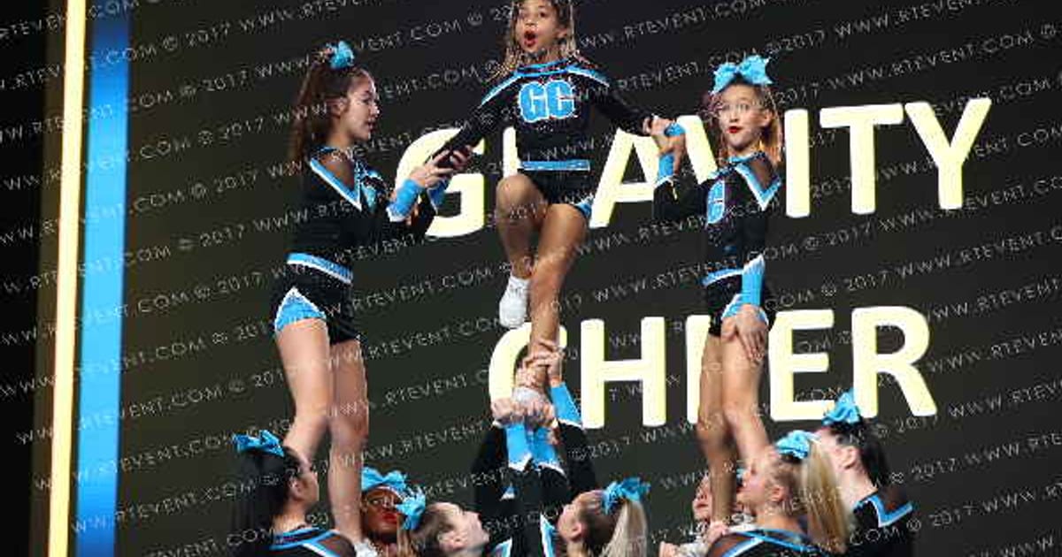 Gravity Cheer Meteors · Mohegan Sun