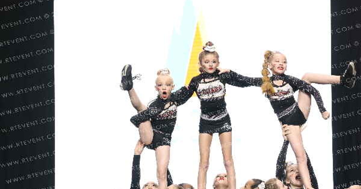 Legends Cheer Academy II Silver Clubs · The Midwest Regional Summit