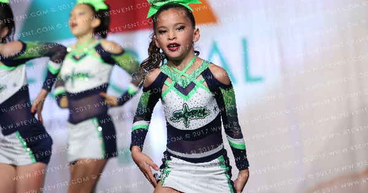 Cruces Cheer Storm DIAMOND DIVAS · The West Regional Summit