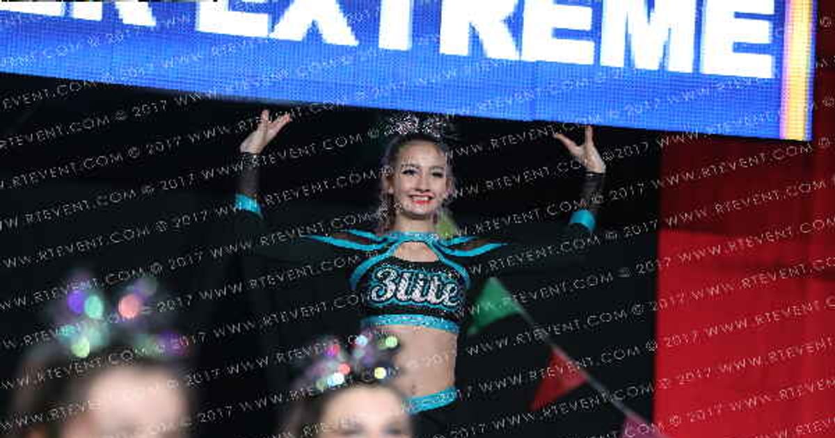 Cheer Extreme - Raleigh Senior 3lite · Battle Under the Big Top