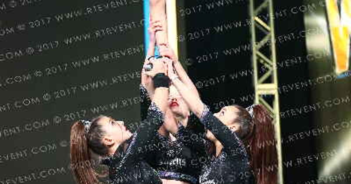 Rocket Cheer Evil Queens · Mohegan Sun