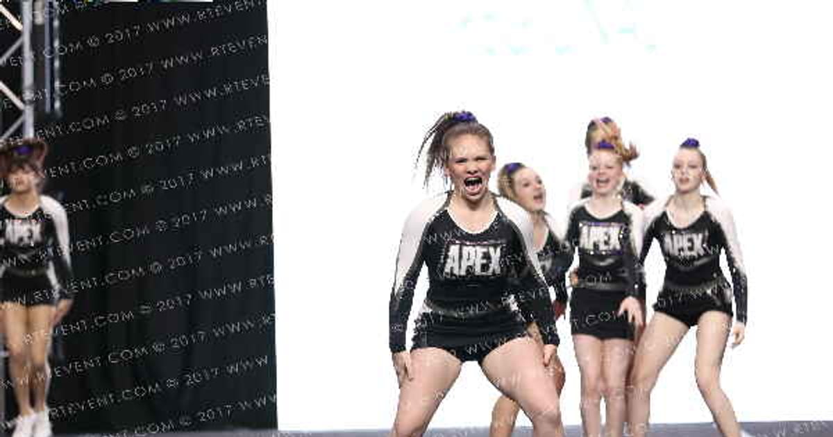 Apex Cheer Royalty · The Midwest Regional Summit