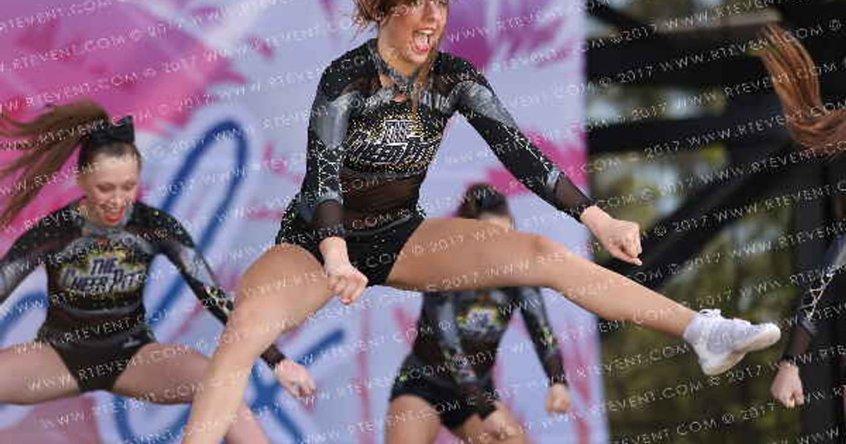 The Cheer Pitt Kansas City Ultraviolet · Beach Nationals