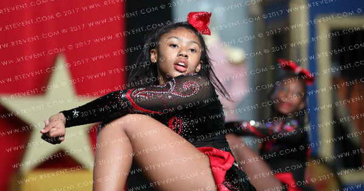 Cheer Elite All Stars Black Widow · Battle Under the Big Top