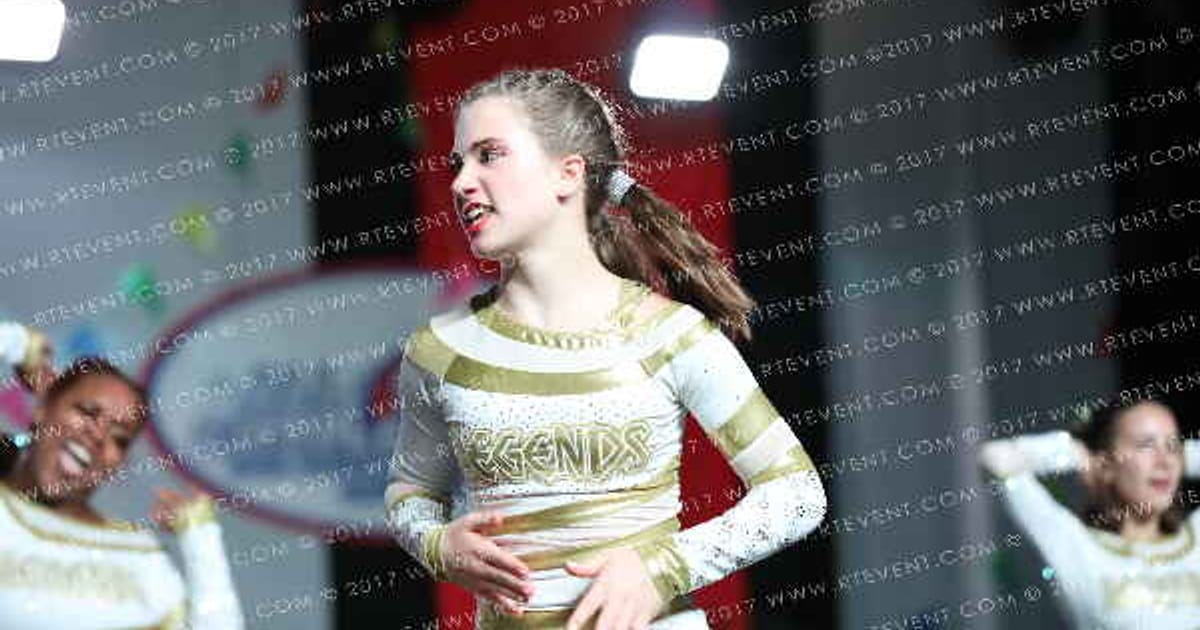 Legends Cheer Elite Hades · Battle Under the Big Top