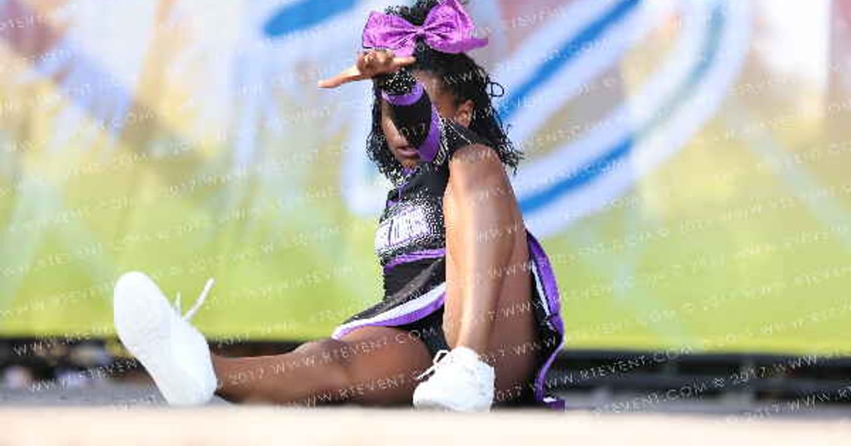 Twist Athletics Royals · Beach Nationals