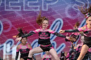 Flip Factory Glitterbombs
