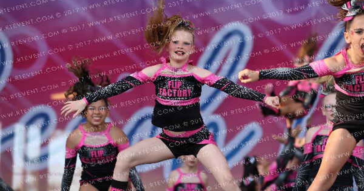 Flip Factory Glitterbombs · Beach Nationals