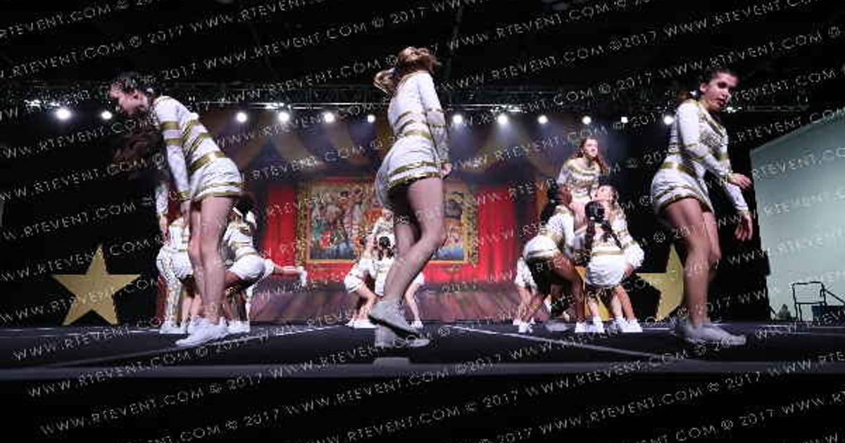 Legends Cheer Elite Hydra · Battle Under the Big Top