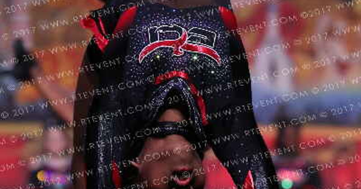 Extreme Cheer and Tumble ECT Heat · Battle Under the Big Top