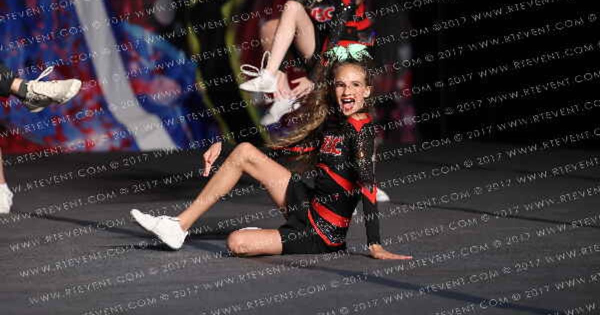 Winnsboro Spirit and Cheer Dynasty · Lonestar