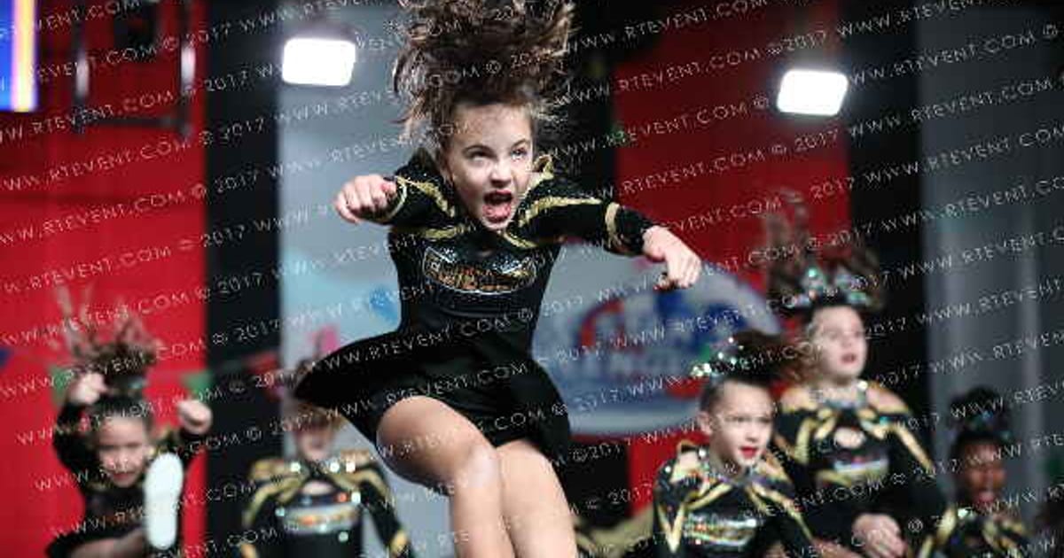 Twisters Pink · Battle Under the Big Top