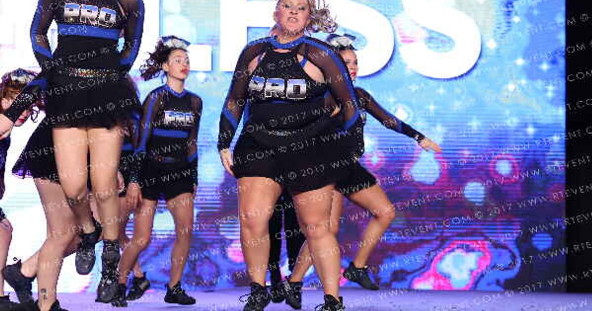 Pro Cheer FE4RLESS · All Star Worlds