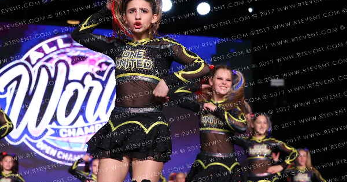 One United Athletics Harley Quinn · All Star Worlds