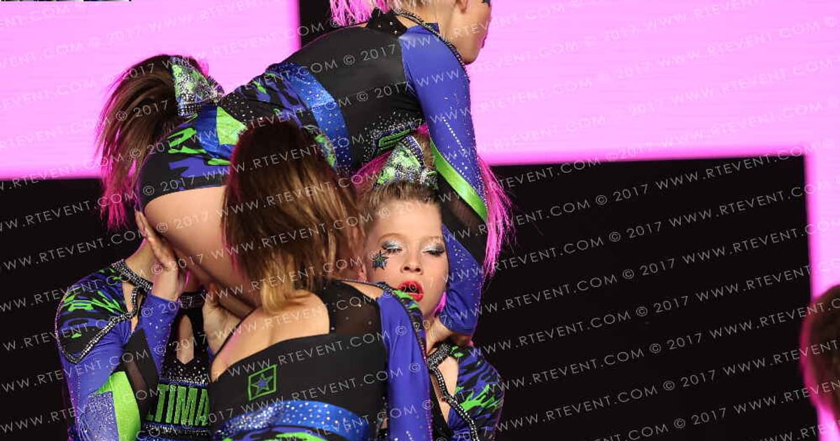 Ultimate Cheer Commanders · All Star Worlds