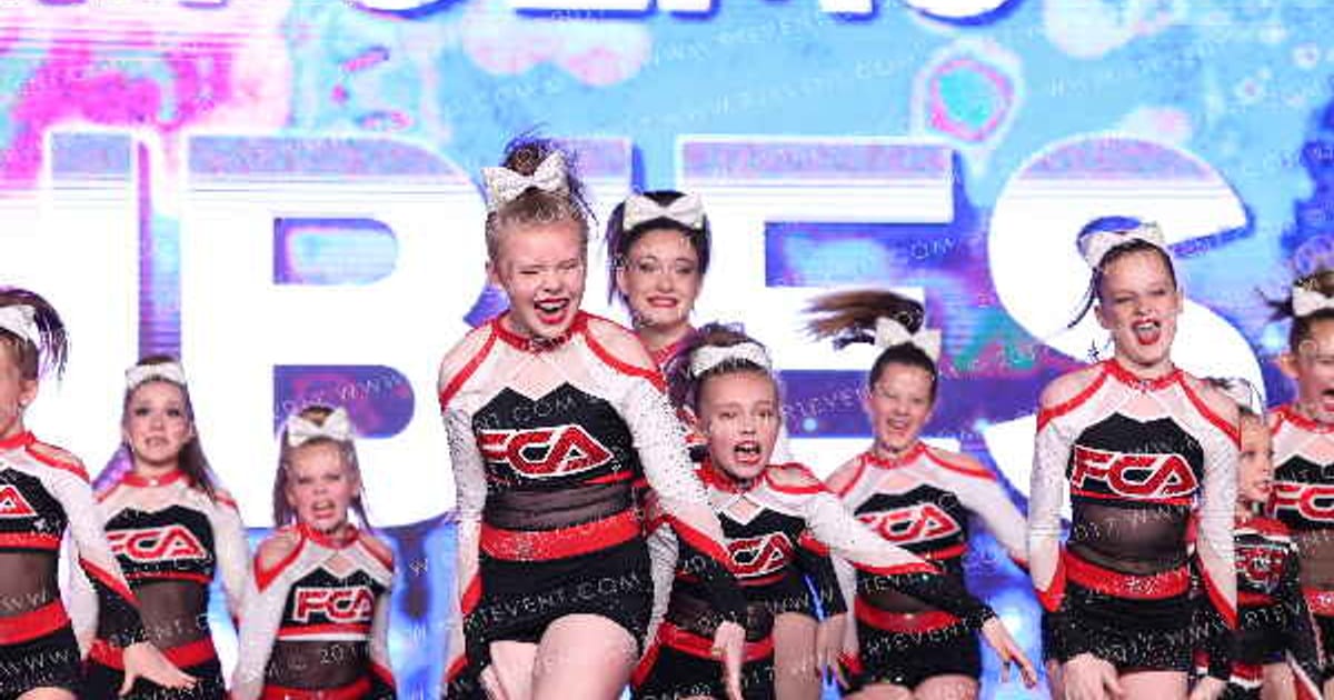 FCA Gems Rubies · All Star Worlds