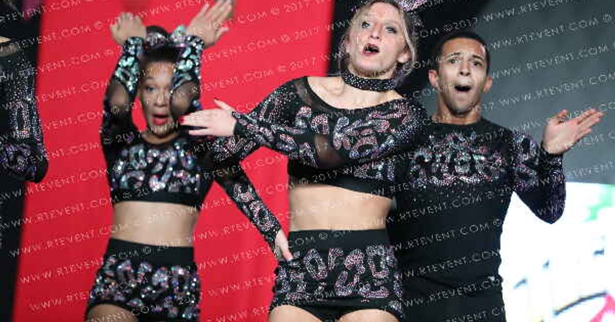 Cheer Extreme - Raleigh Cougar Coed · Battle Under the Big Top