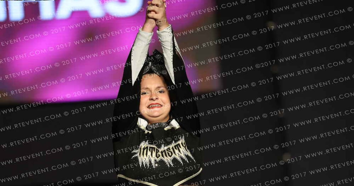 Cheer Intensity Piranhas · All Star Worlds