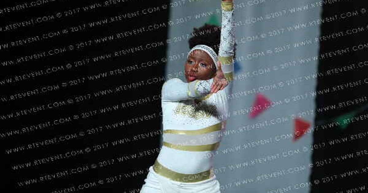 Legends Cheer Elite Atlas · Battle Under the Big Top