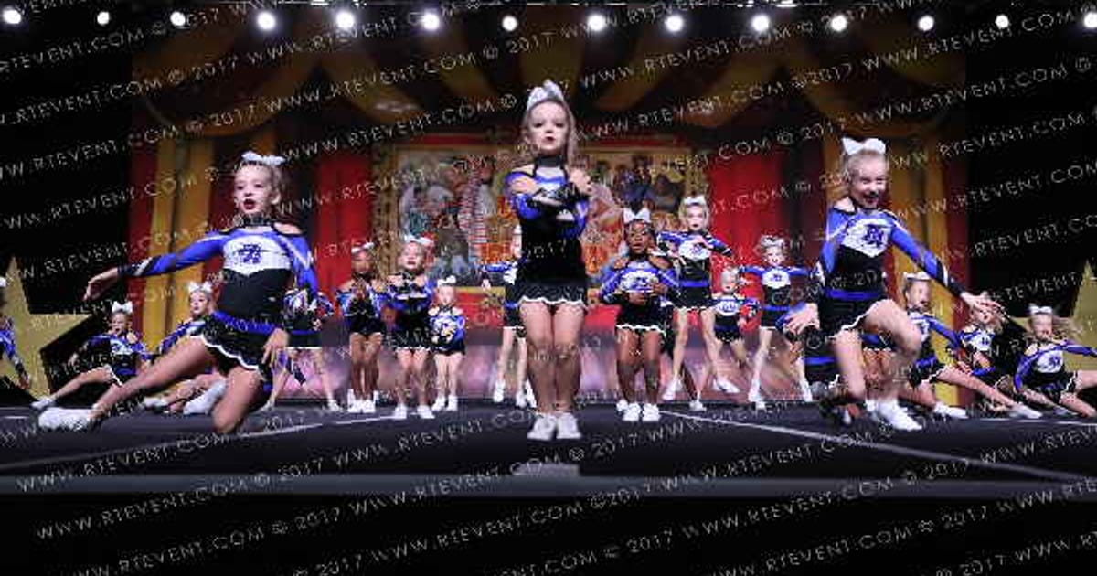 Python All Stars Mighty Minis · Battle Under the Big Top