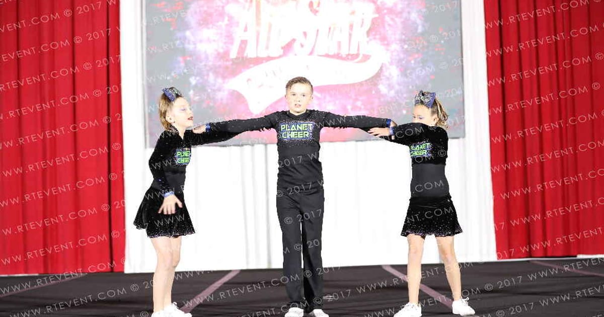 Planet Cheer Gravity · Aurora Grand Nationals