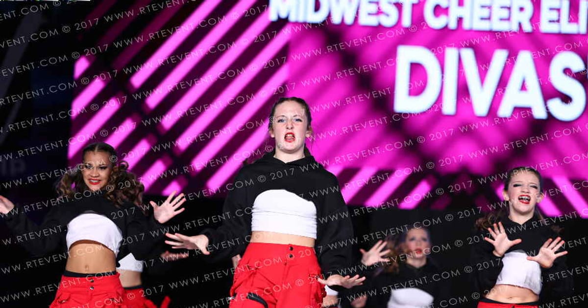 Midwest Cheer Elite Xenia Divas' · All Star Worlds