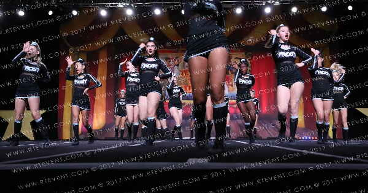 Cheer Extreme - Raleigh Frost · Battle Under the Big Top