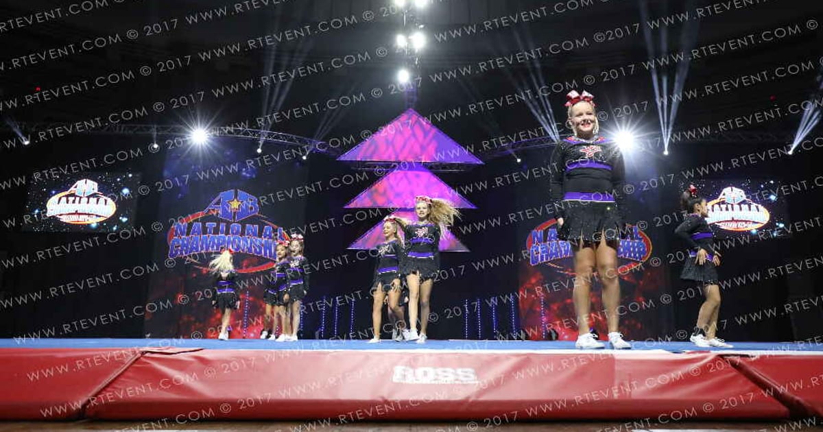 Luxe Cheer Dynasty · Americas Best Kansas City Grand Nationals
