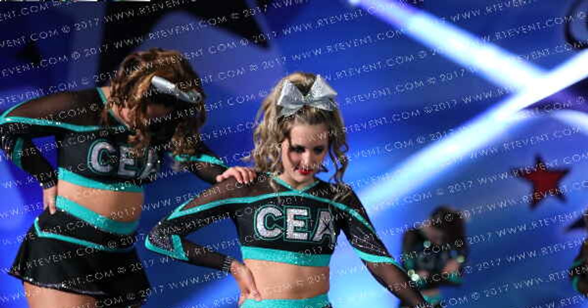 Cheer Extreme Richmond White Diamonds · Ocean City Christmas Open Championship