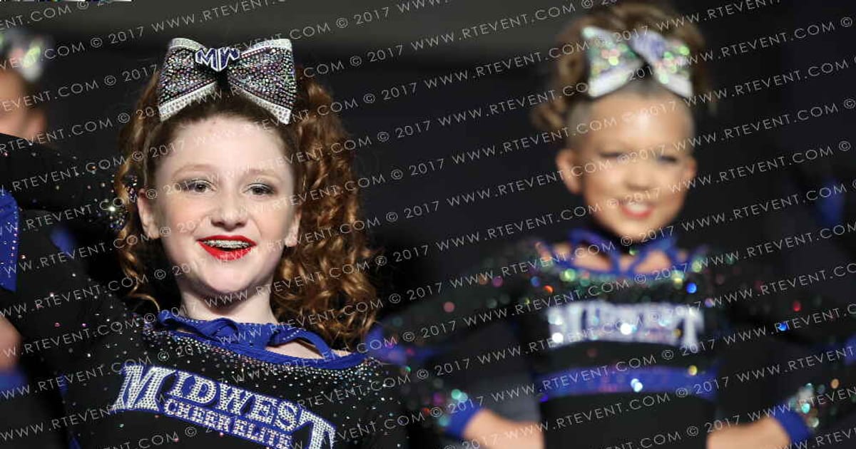 Midwest Cheer Elite Toledo Super Novas · All Star Worlds