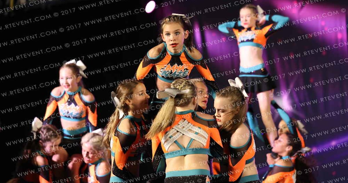 Bama Blaze Cheer Smoke · US Finals Atlanta