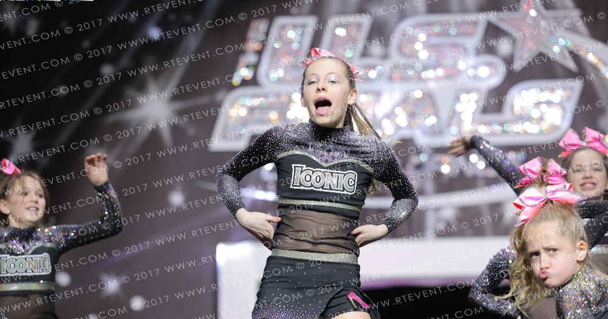 Iconic All Stars Supermodels · Louisville