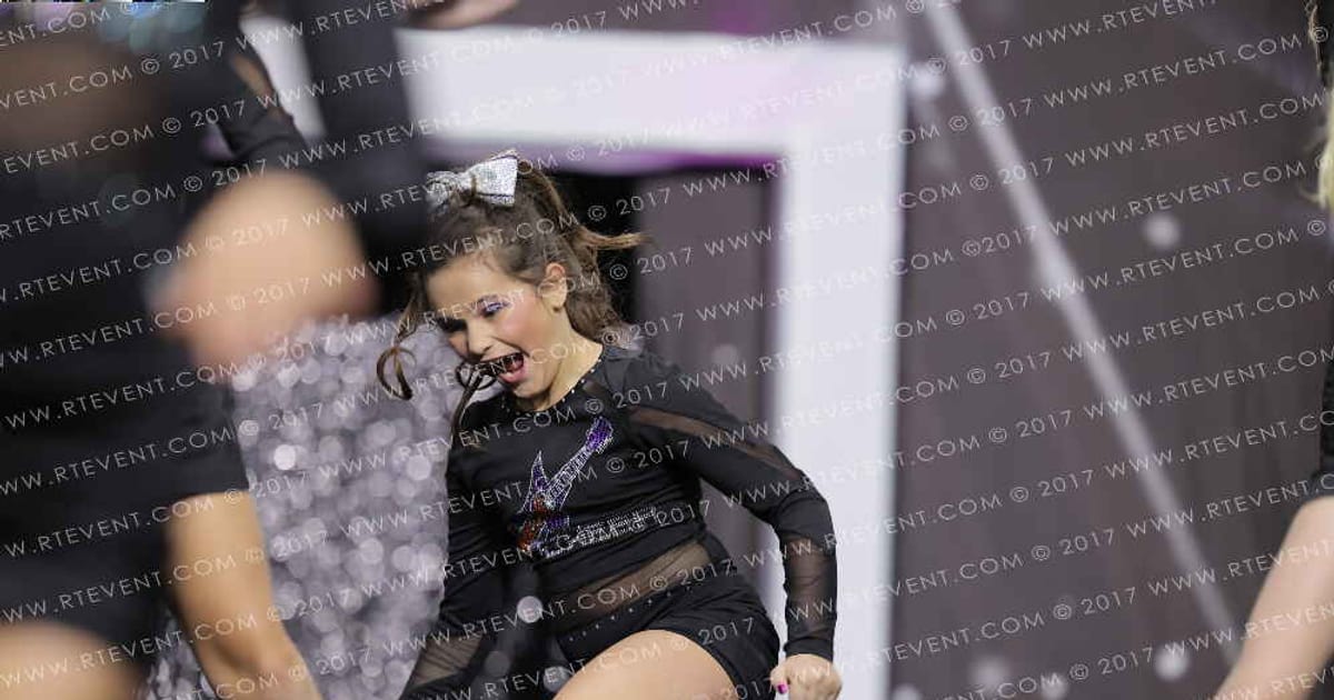 Rockstar Cheer - Cleveland U2 · Louisville