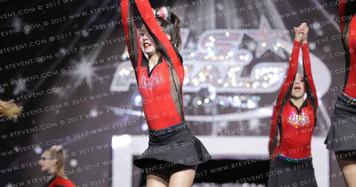 Buckeye Cheer Stars Supernovas · Louisville