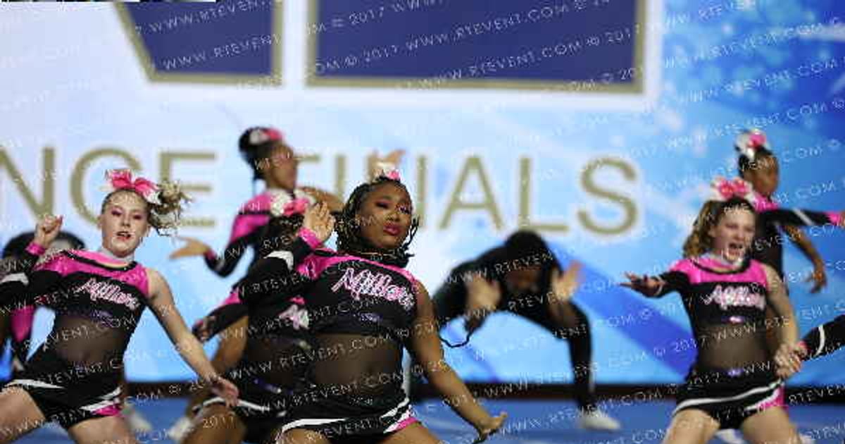Millers Cheer Stars Super Sonic · The One Las Vegas