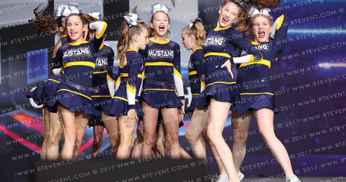 Mustang Cheer Broncos · The Open Orlando