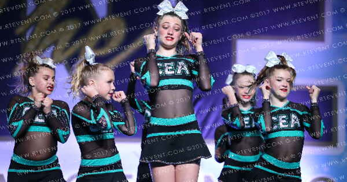 Cheer Extreme Richmond Royal Crowns · The ONE Finals