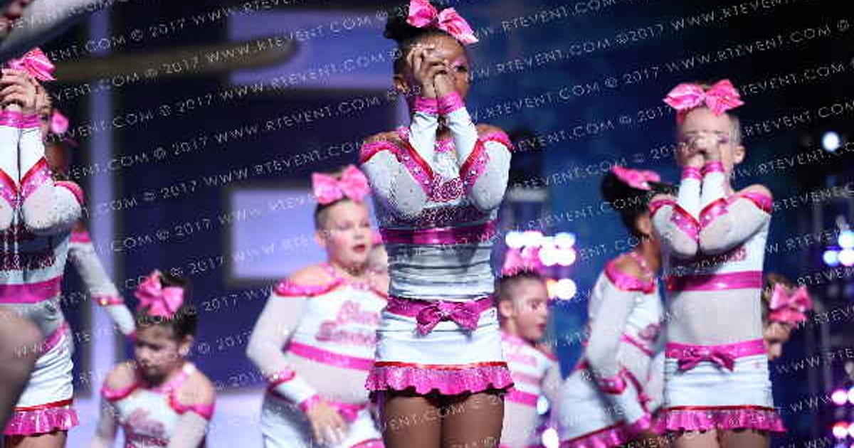 Cheer Savannah All Stars VELVET · The ONE Finals
