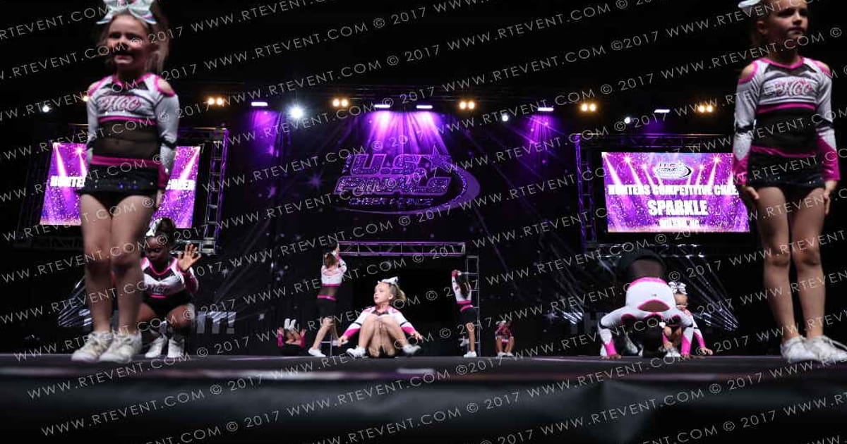 Hunters Competitive Cheer Sparkle · US Finals Virginia Beach