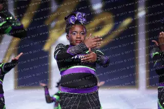 No Limitz Violet Starz