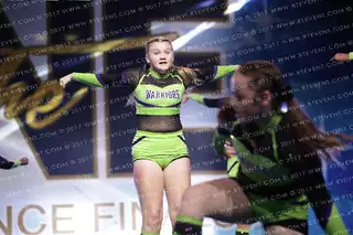Louisville Warriors Cheer Black Diamondz