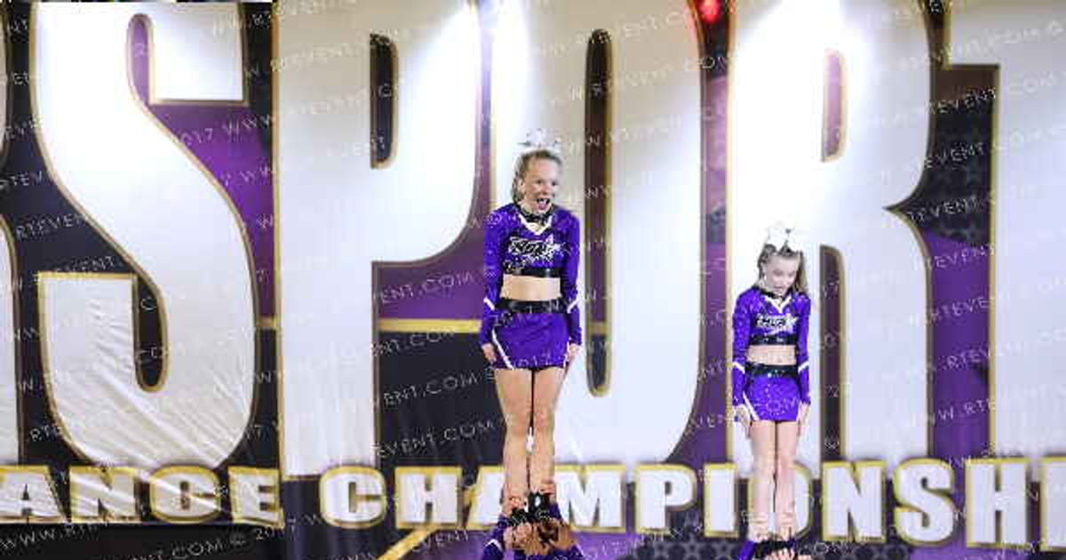 MGA Cheer Extreme Ultraviolet · Cartersville