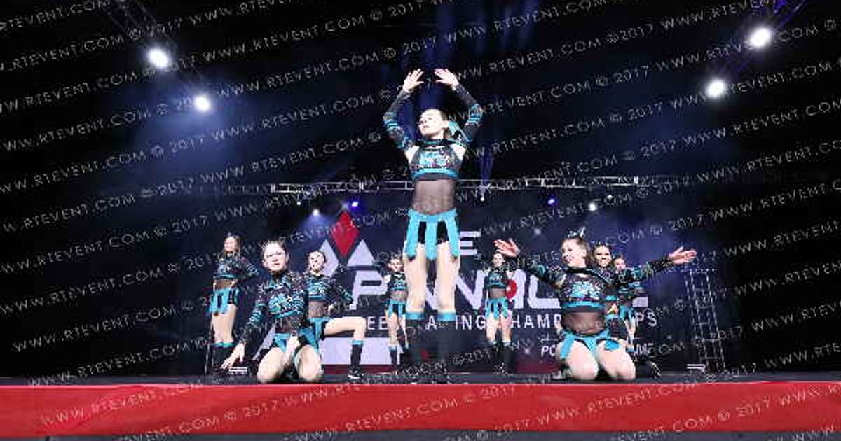LIGHTNING ALLSTARS ELITE REIGN · The Pinnacle Cheerleading Championship